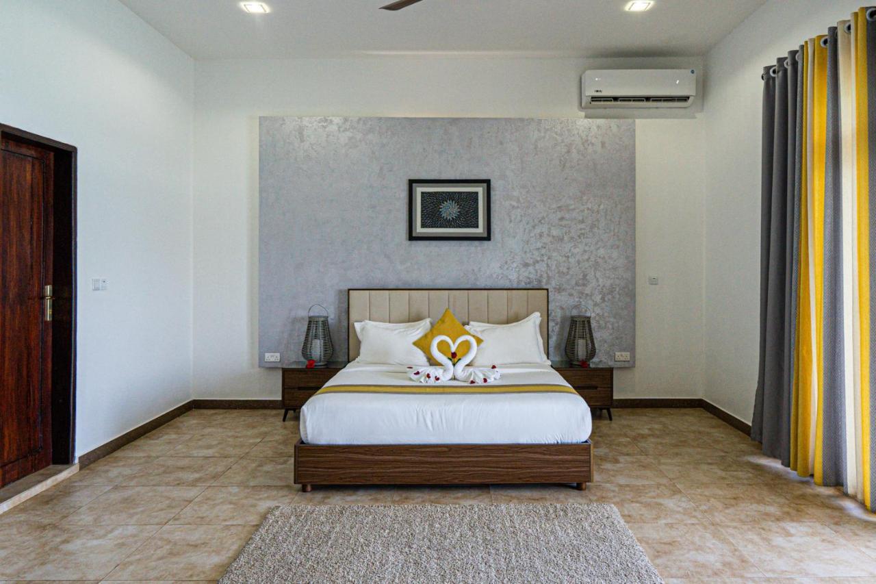 Zanzibar Dt Beachfront Villa Mkunguni Екстер'єр фото